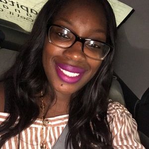 Meet your Posher, Deanzanae